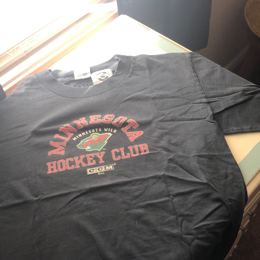 Vintage Minnesota Wild Hockey T shirt